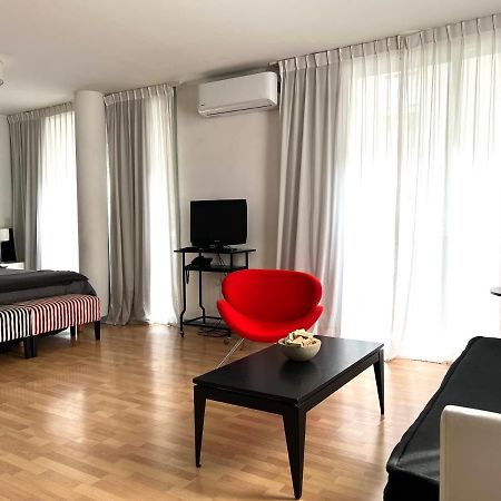 Apartamentos Libertador, Martínez Dış mekan fotoğraf