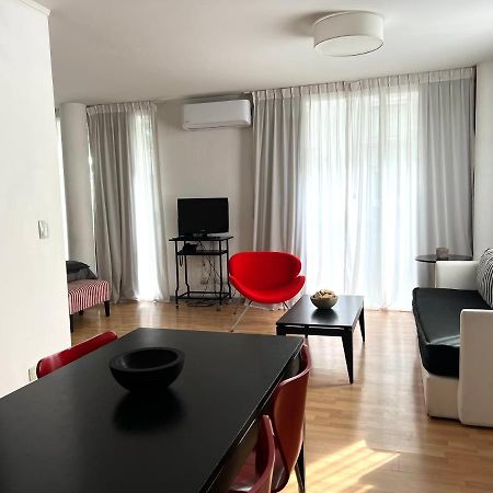 Apartamentos Libertador, Martínez Dış mekan fotoğraf